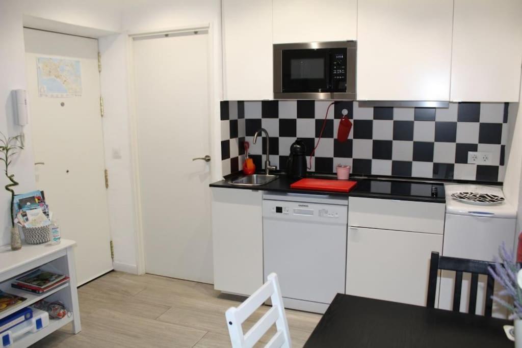 Cdz - Casa De Los Viajeros Pasquin กาดิซ ภายนอก รูปภาพ